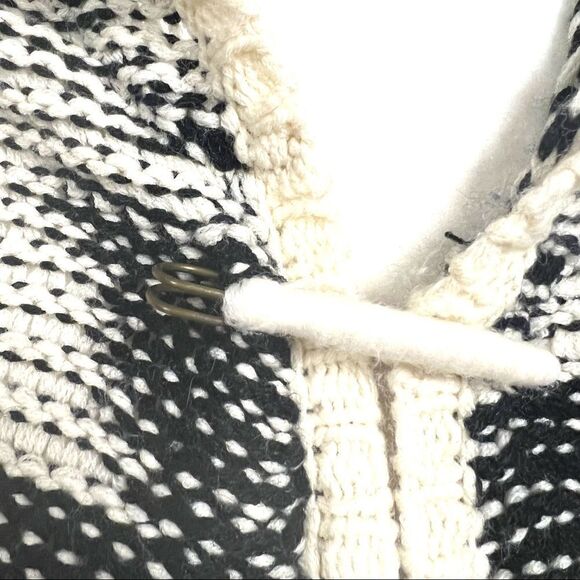 👠Elan knit long line Aztec print cardigan with hood  Sm - Picture 6 of 7